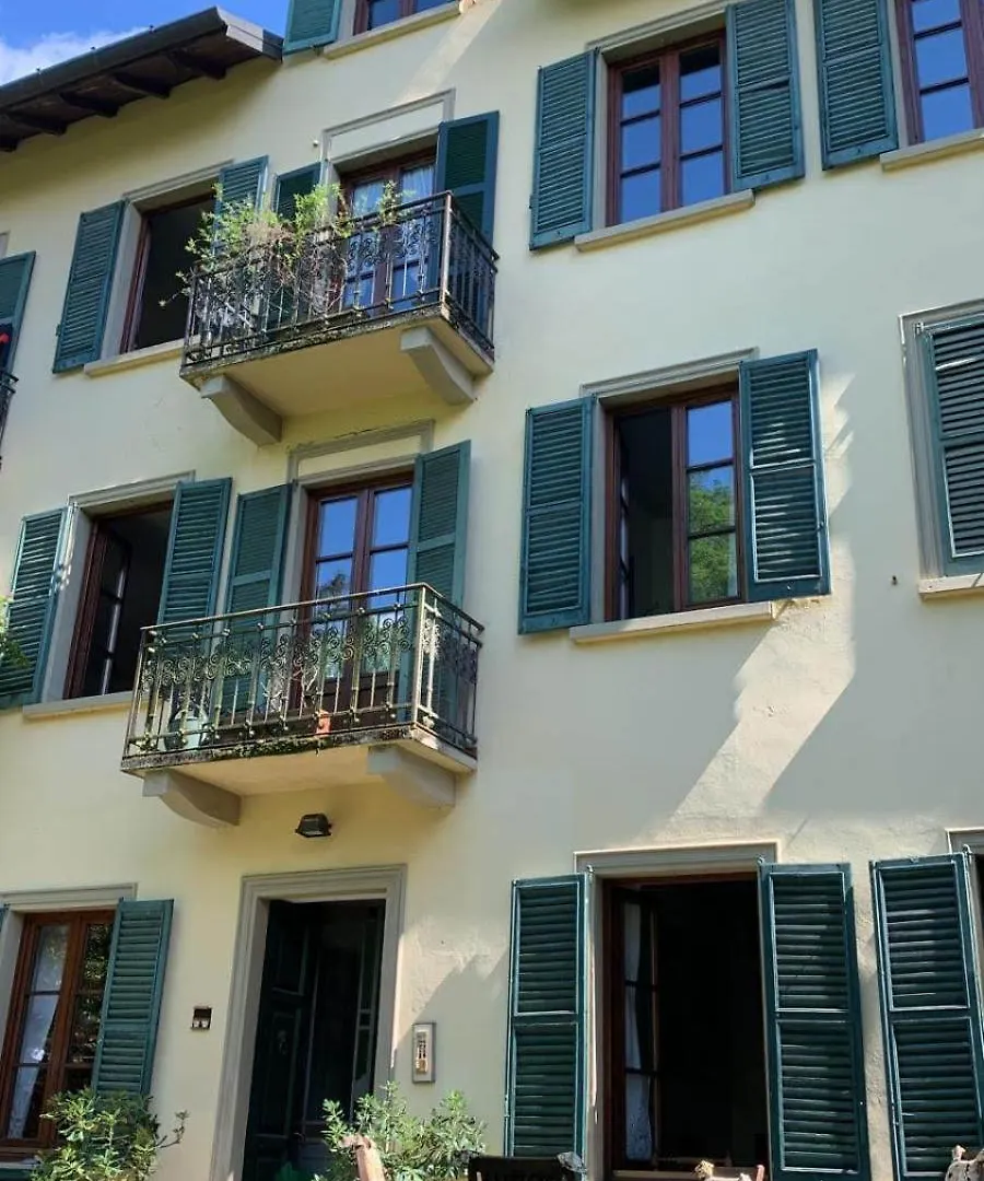 Marco E Cio Hotel Porto Valtravaglia Guest house